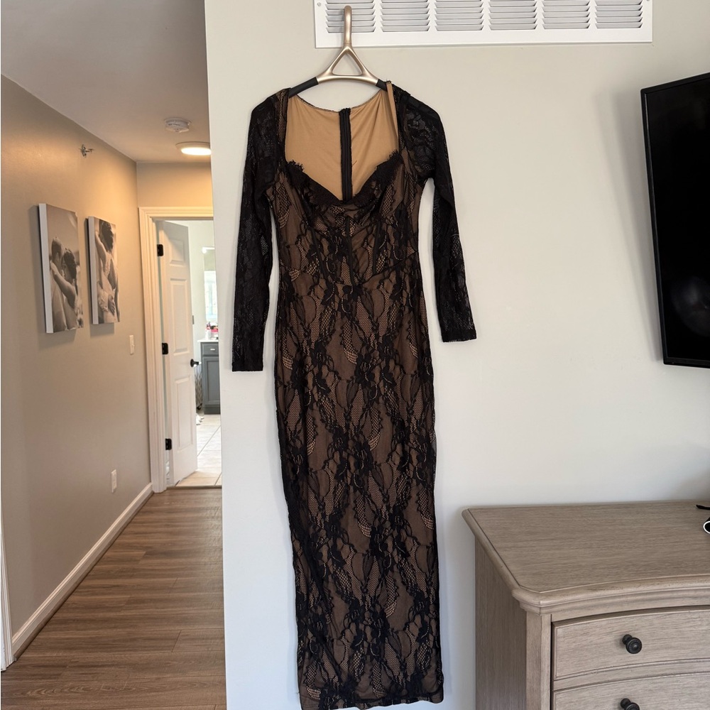 Tan and Gold Bodycon Maxi Dress with Sweetheart Neckline